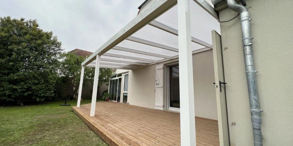 Terrasse en Thermopin et pergola aluminium à Wissembourg