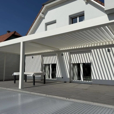 Pergola bioclimatique Solibio de 9,50 m à Haguenau
