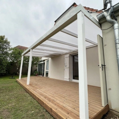 Terrasse en Thermopin et pergola aluminium à Wissembourg