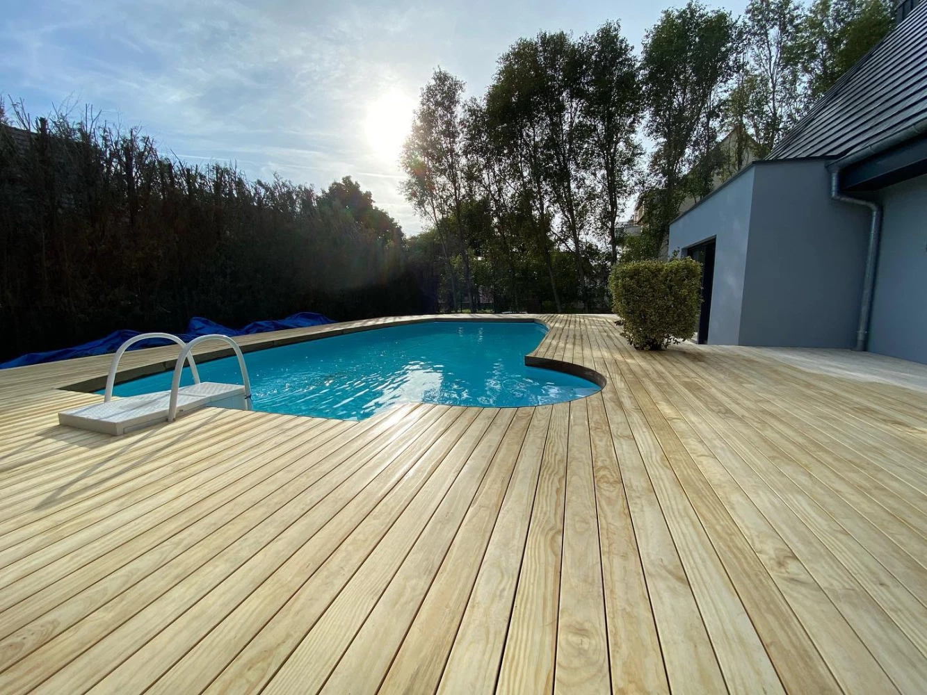 Terrasse en bois Accoya posée à Haguenau par BH Solutions