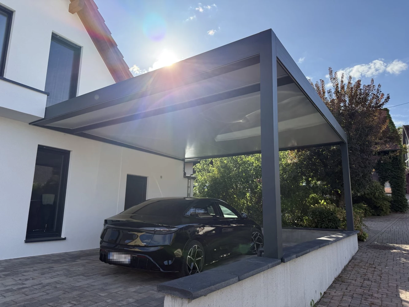 Carport aluminium Carisma 7,00 × 6,00 m posé à Munchhausen – BH Solutions