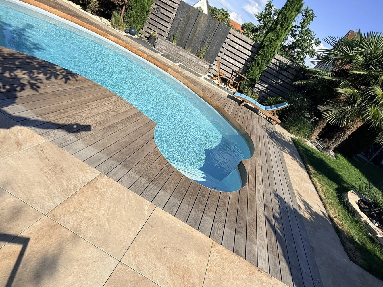Margelles de piscine en ipé cintré à Haguenau – BH Solutions