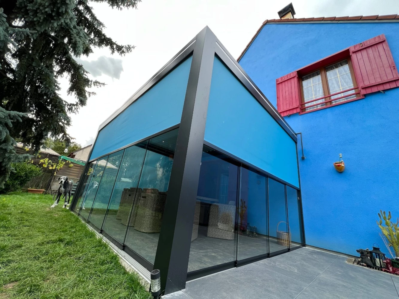 Pergola bioclimatique avec stores ZIP à Vendenheim – BH Solutions