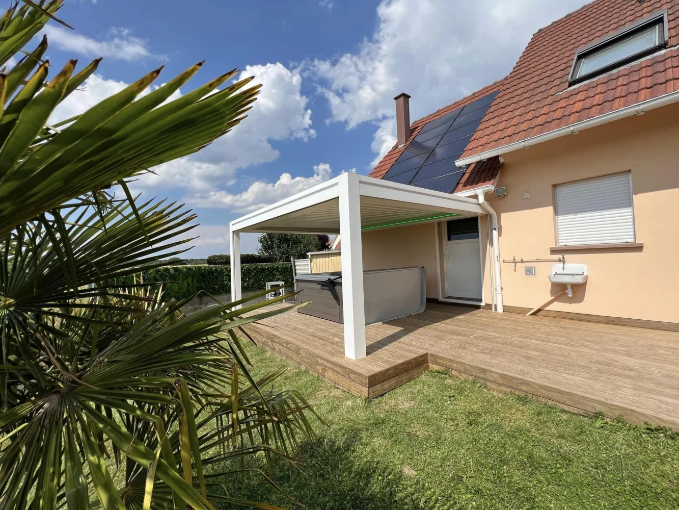 Pergola aluminium posée à Rountzenheim, près de Sessenheim – BH Solutions