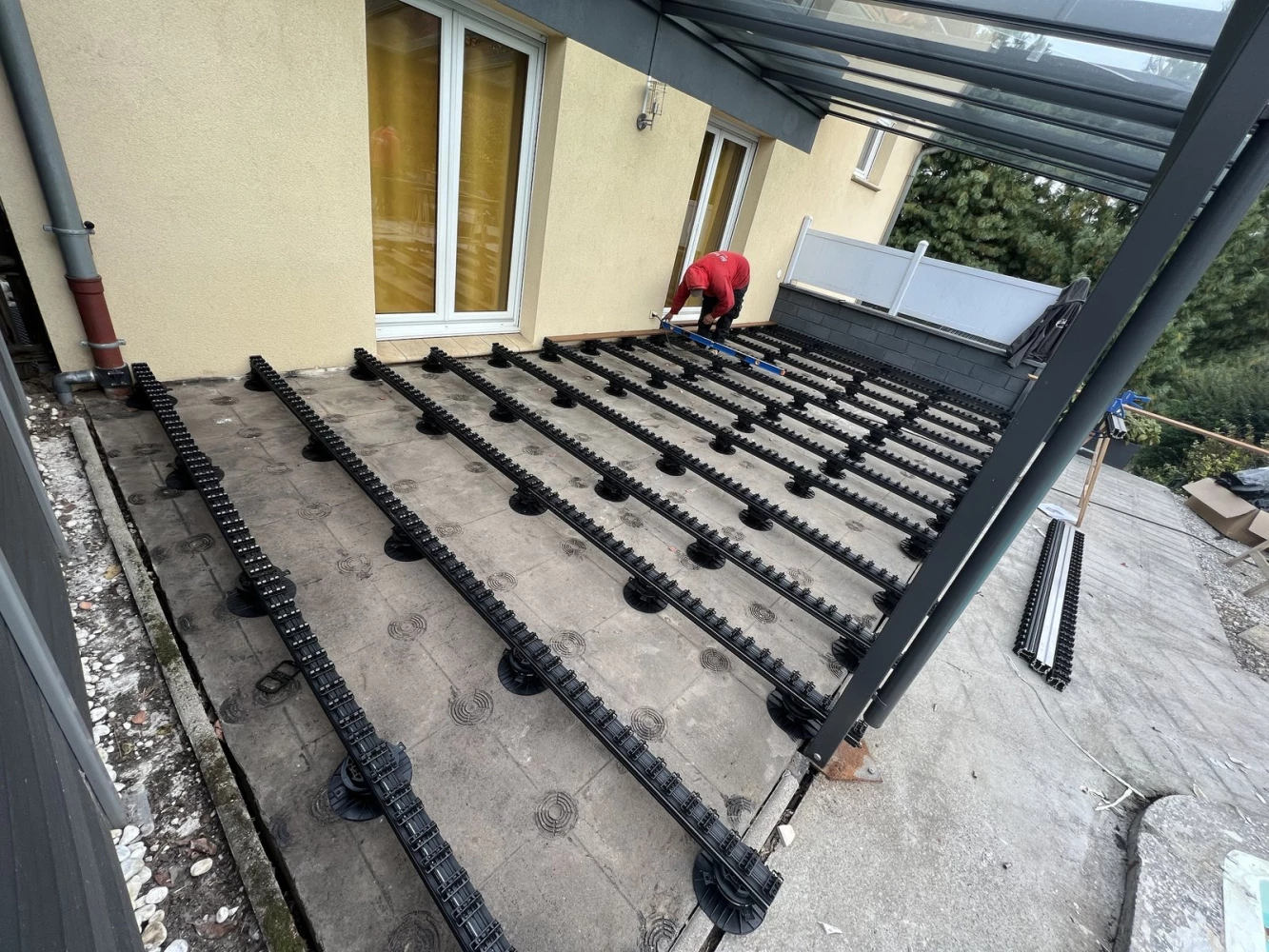 Structure Grad® sur plots réglables posée sur l’ancienne dalle à Bischwiller